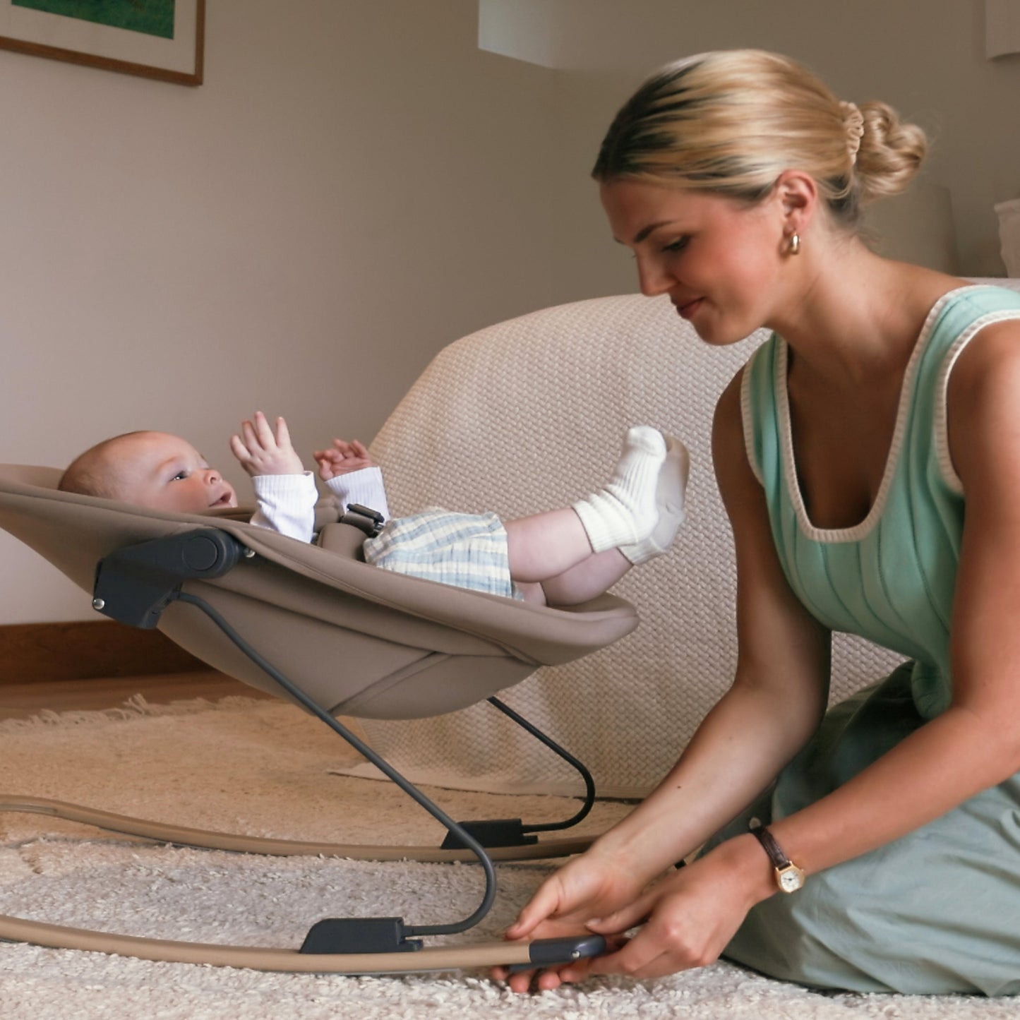 Nest & Nurture Highchair and Bouncer Bundle Biscuit