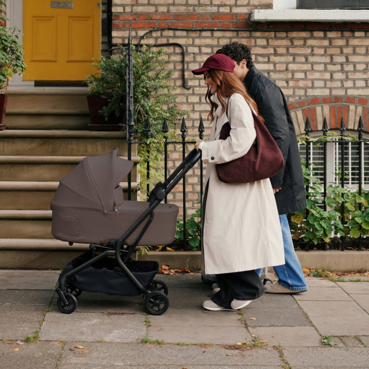 Nia Chocolate Compact Travel Stroller with Carrycot (6 Piece)