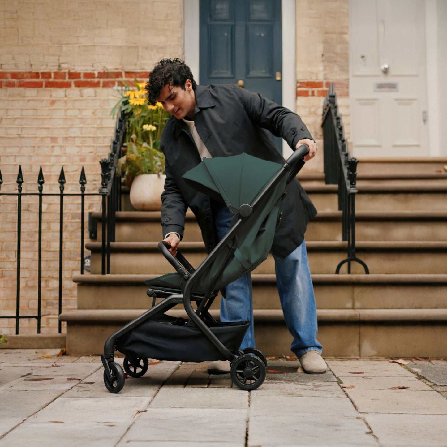 Nia Conifer Compact Travel Stroller